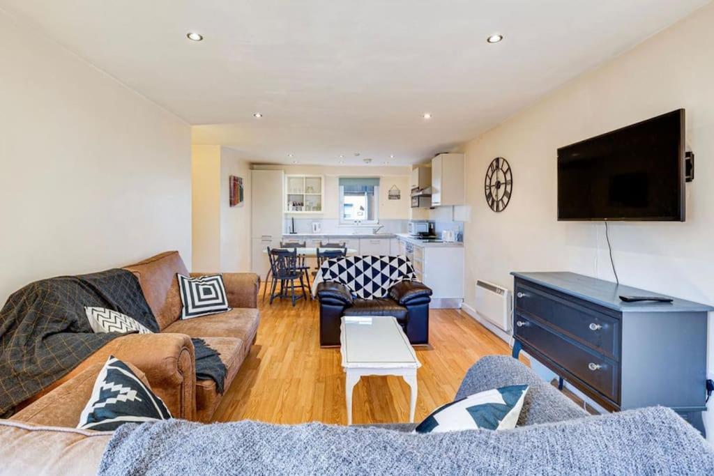 Luxury 2Br Apartment - Prime Location - Parking Manchester Exterior photo